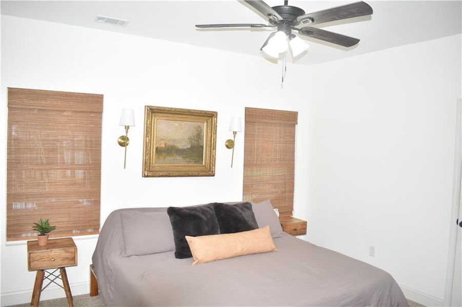 Furnished interior view inside a new home in , Dallas (Image 8).