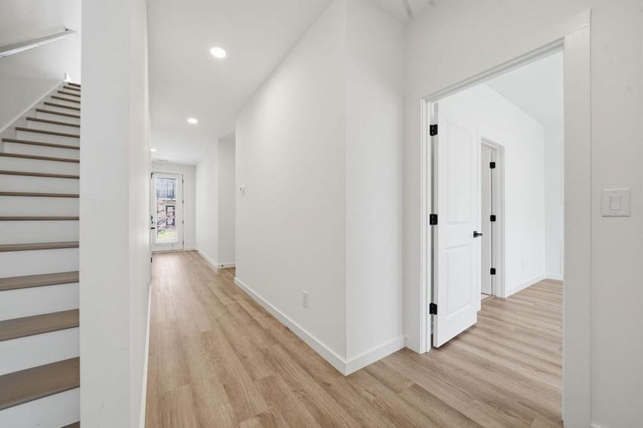 Spacious, unfurnished interior of a new home in , Decatur (Image 45).
