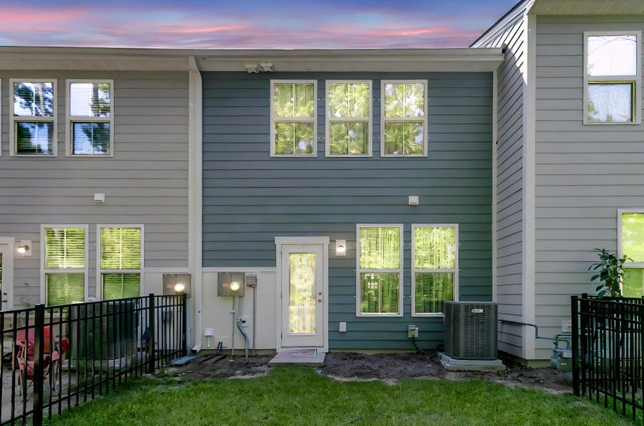 Image 33 of a home in Boykins Run Townhomes. Image 33 of a home in Boykins Run Townhomes.