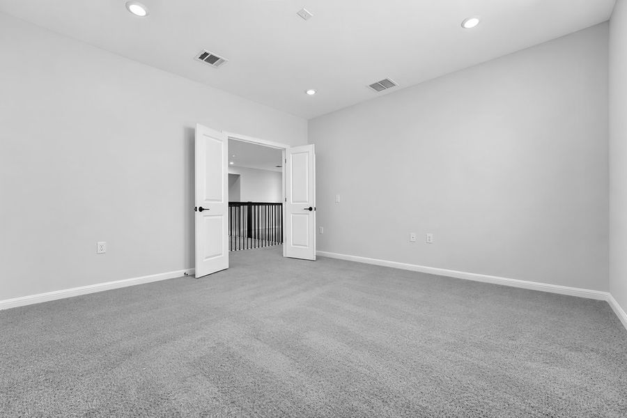 Spacious, unfurnished interior of a new home in Silverleaf, Cedar Creek (Image 29). Spacious, unfurnished interior of a new home in Silverleaf, Cedar Creek (Image 29).