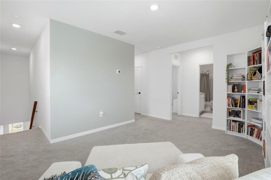 Image 39 of a home in .