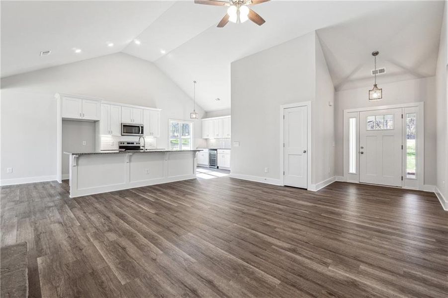 Spacious, unfurnished interior of a new home in , Talking Rock (Image 19). Spacious, unfurnished interior of a new home in , Talking Rock (Image 19).