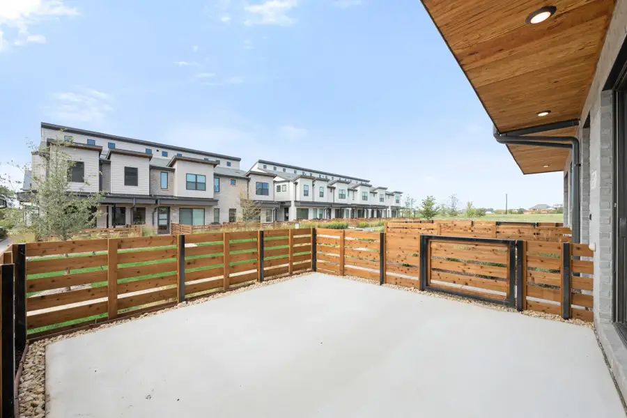 Exterior details and patio area of a home in Ten Mile Creek, Celina (Image 29).