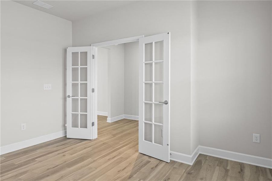 Spacious, unfurnished interior of a new home in Anderson Point, McDonough (Image 7).