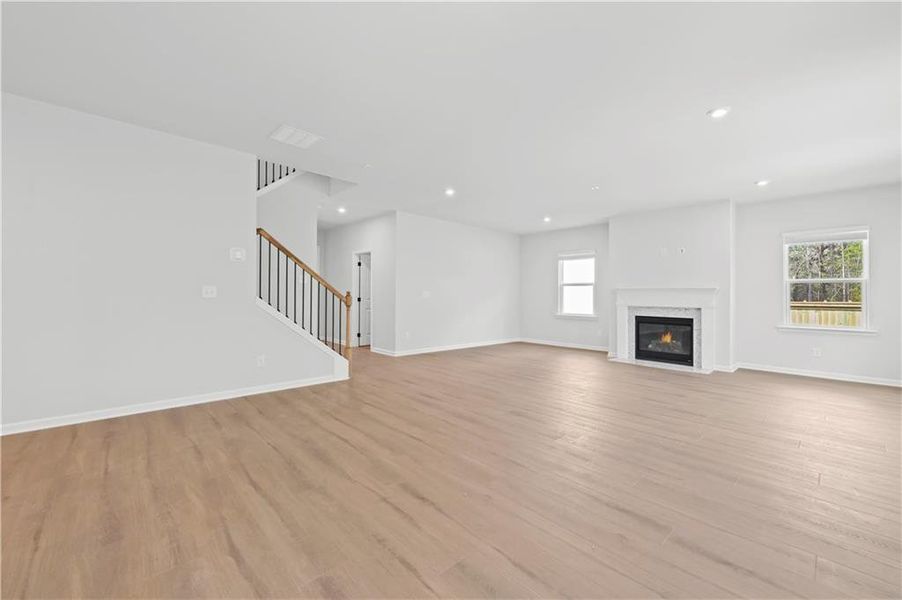 Spacious, unfurnished interior of a new home in Briar Creek, Atlanta (Image 12). Spacious, unfurnished interior of a new home in Briar Creek, Atlanta (Image 12).