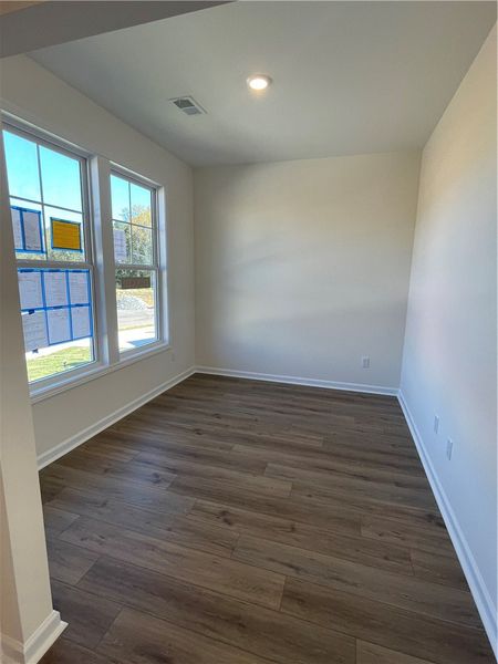 Spacious, unfurnished interior of a new home in Springwood Grove, Central (Image 10).