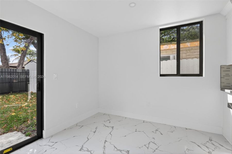 Spacious, unfurnished interior of a new home in , Miami (Image 29).