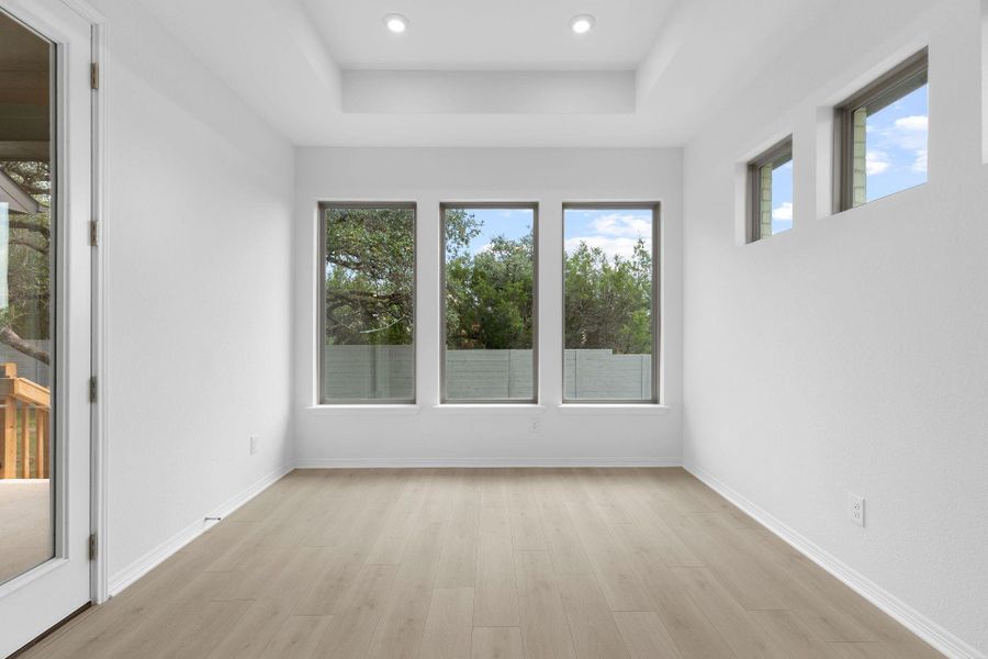 Casual Dining off of Kitchen Casual Dining off of Kitchen