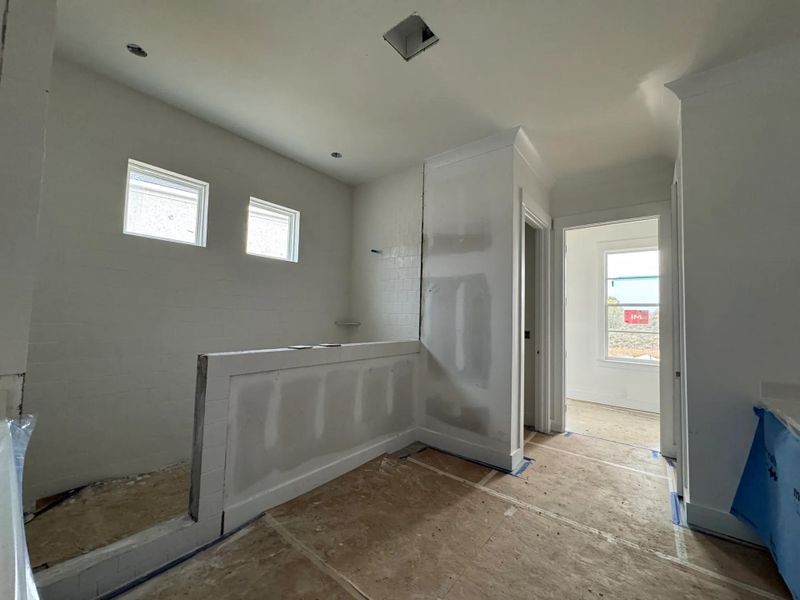 The Arydale B Primary Suite Bathroom