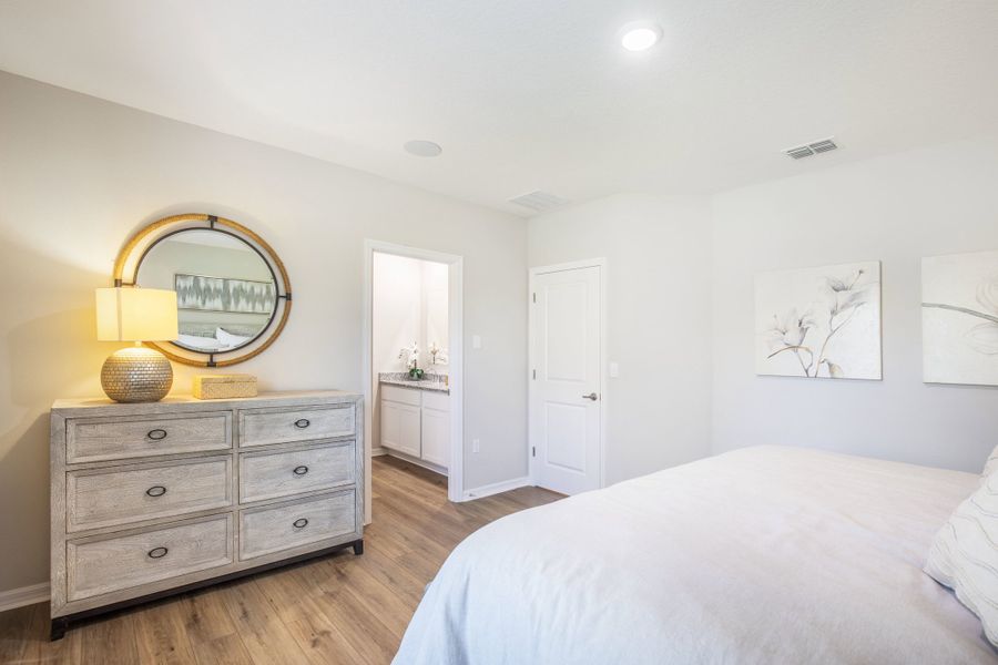 Representative furnished interior of a home built from the Maple by Maronda Homes in Coastal Communities, Edgewater (Image 45).