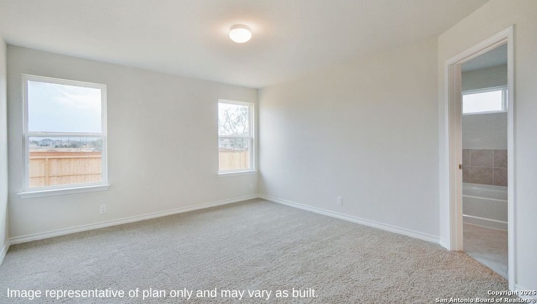 Spacious, unfurnished interior of a new home in Avenida, Converse (Image 12).