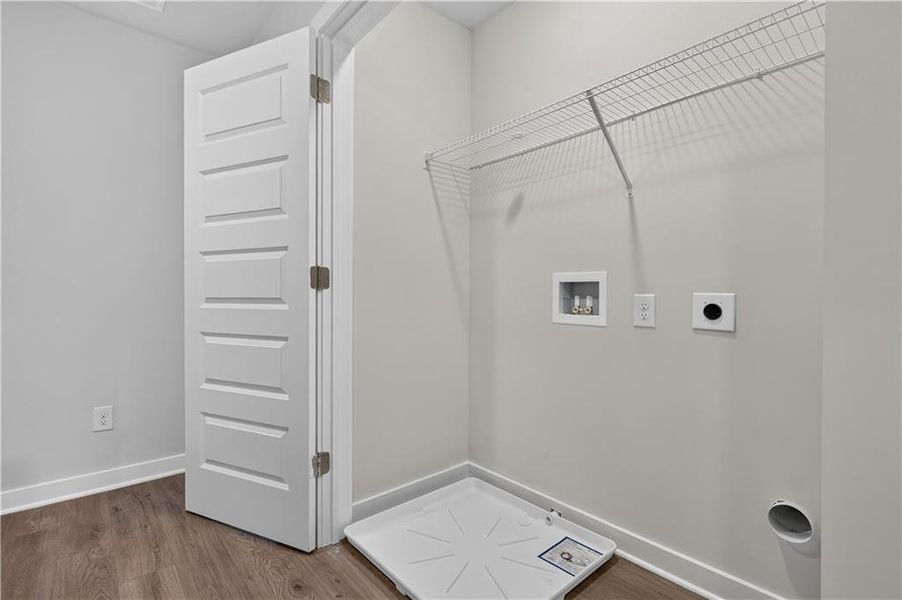 Spacious, unfurnished interior of a new home in The Cottages at East Lanier, Fayetteville (Image 13).