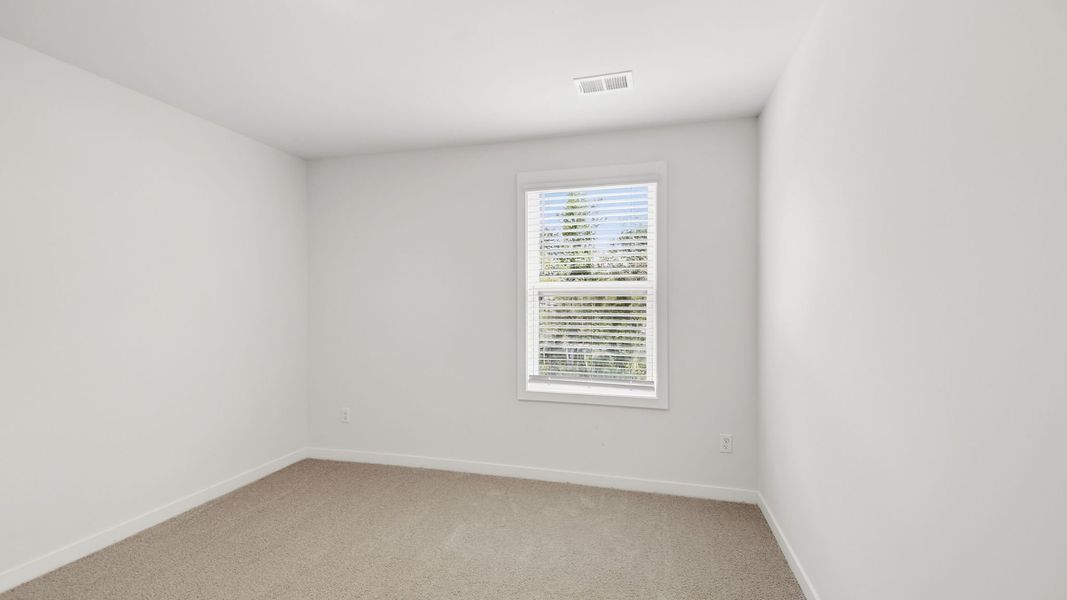 Spacious, unfurnished interior of a new home in Pleasant Grove, Weaverville (Image 20).