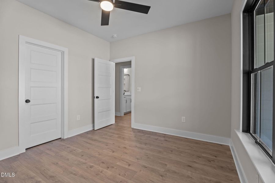 Guest bedroom Guest bedroom