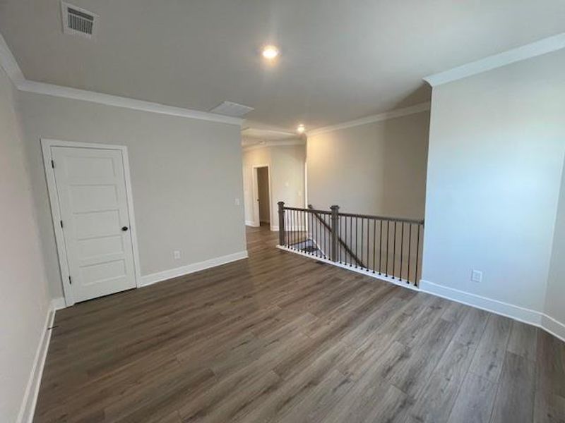 Spacious, unfurnished interior of a new home in , Gainesville (Image 27).