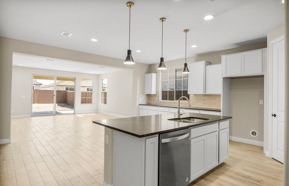 Image 27 of the Harvest – Cactus Series community in Queen Creek, AZ.