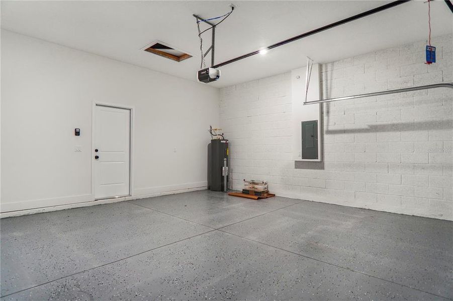 Spacious, unfurnished interior of a new home in , Dunnellon (Image 33). Spacious, unfurnished interior of a new home in , Dunnellon (Image 33).