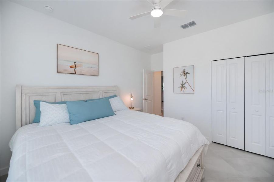 Furnished interior view inside a new home in , Englewood (Image 4).