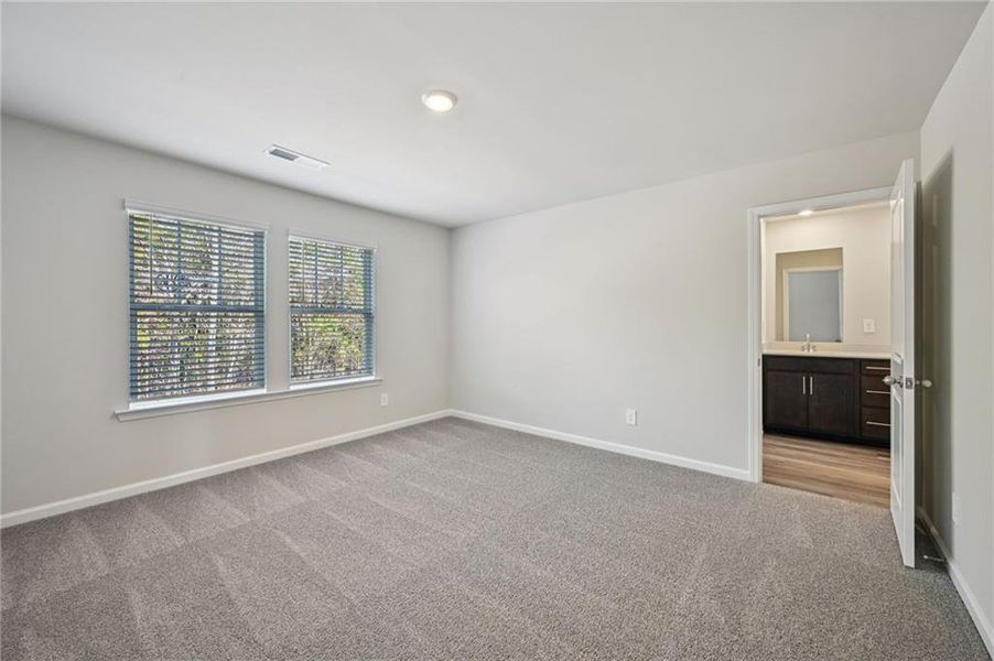 Spacious, unfurnished interior of a new home in , Conyers (Image 29).