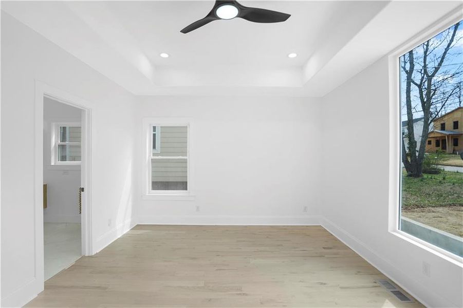 Spacious, unfurnished interior of a new home in , Atlanta (Image 23). Spacious, unfurnished interior of a new home in , Atlanta (Image 23).