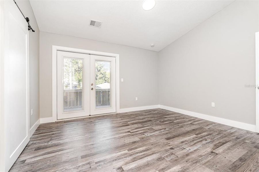 Spacious, unfurnished interior of a new home in , Palm Bay (Image 26).