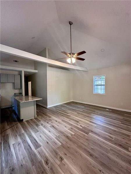 Spacious, unfurnished interior of a new home in , Atlanta (Image 6).