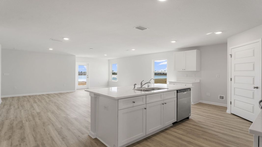 Furnished interior view inside a new home in Sunny Hills, Chipley (Image 4).