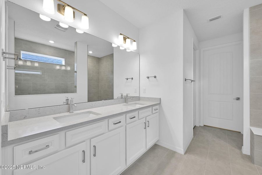 Furnished interior view inside a new home in Del Webb Nocatee, Ponte Vedra (Image 12).