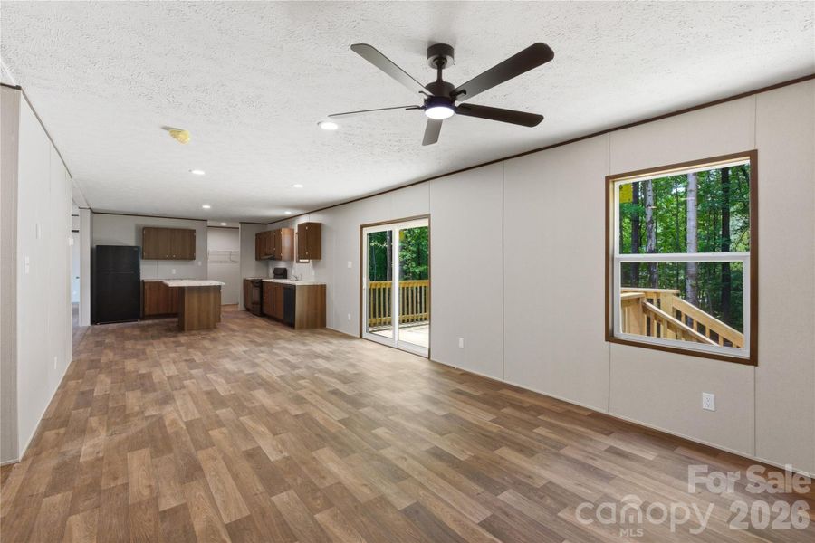 Spacious, unfurnished interior of a new home in , Lincolnton (Image 28).