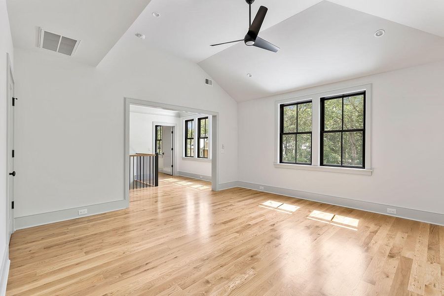 Spacious, unfurnished interior of a new home in , Johns Island (Image 85).