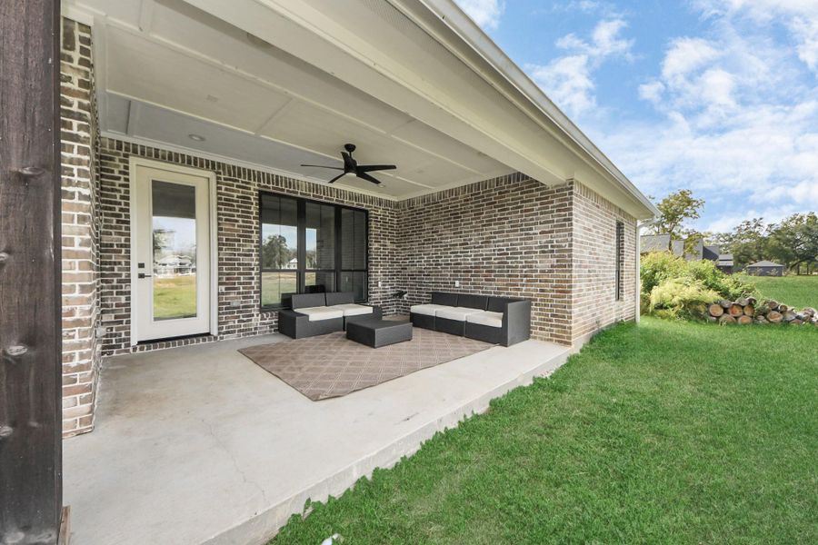 Exterior details and patio area of a home in , Alvin (Image 24). Exterior details and patio area of a home in , Alvin (Image 24).