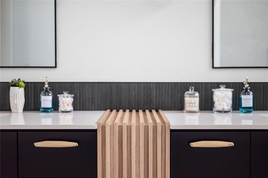 Furnished interior view inside a new home in , Dallas (Image 22).