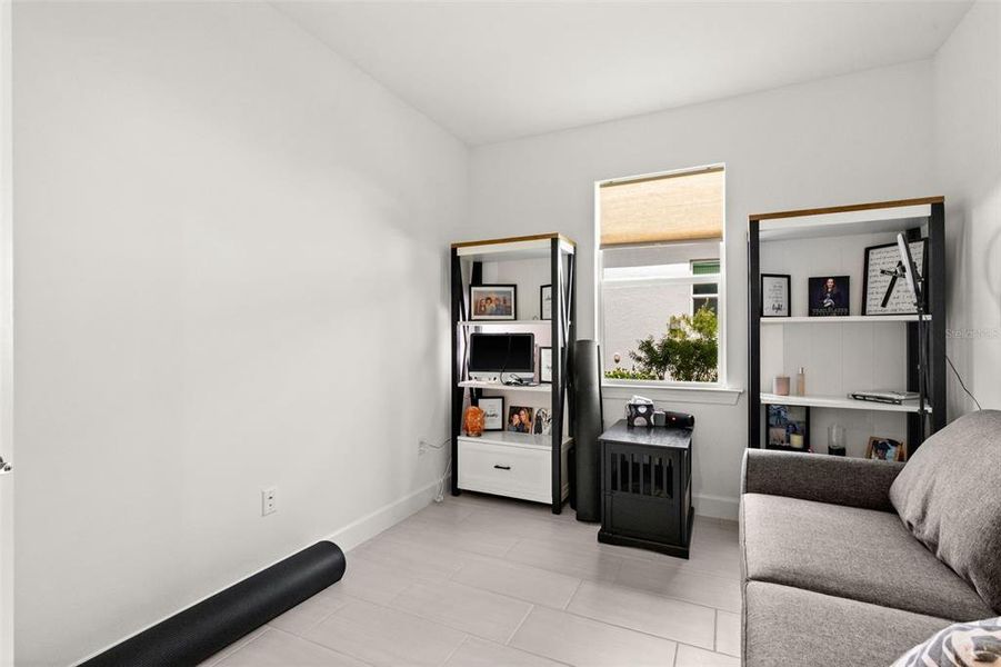 Furnished interior view inside a new home in , Alva (Image 36).