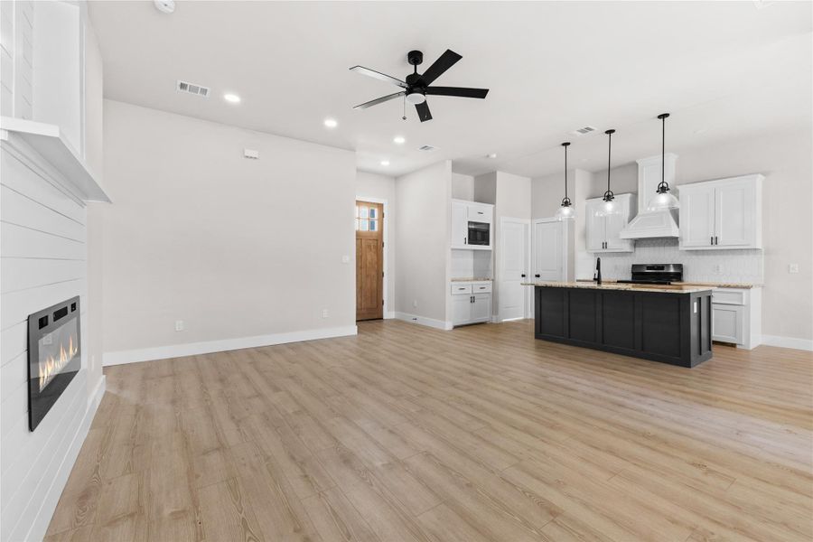 Image 23 of a home in . Image 23 of a home in .