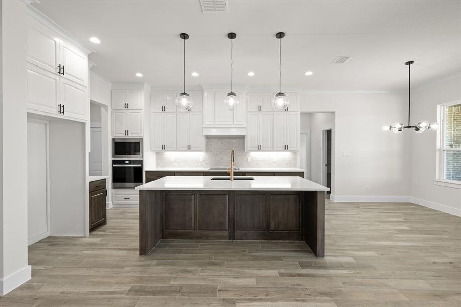 9420 Bluestem- Kitchen-2