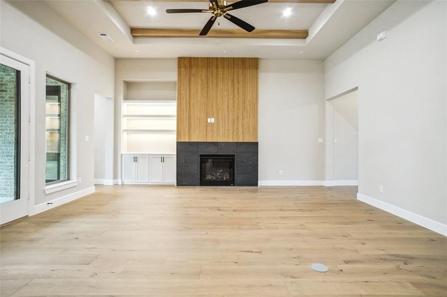 A convenient floor outlet has been installed to allow for lamp lighting. A convenient floor outlet has been installed to allow for lamp lighting.