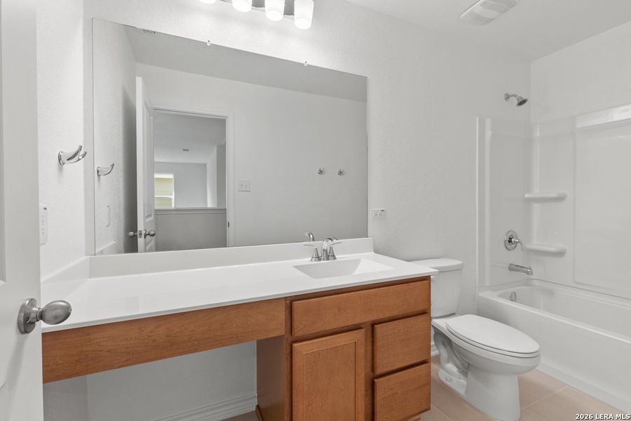 Furnished interior view inside a new home in Southton Cove, San Antonio (Image 11).