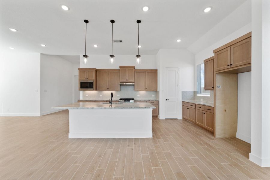 Image 24 of a home in Riceland.