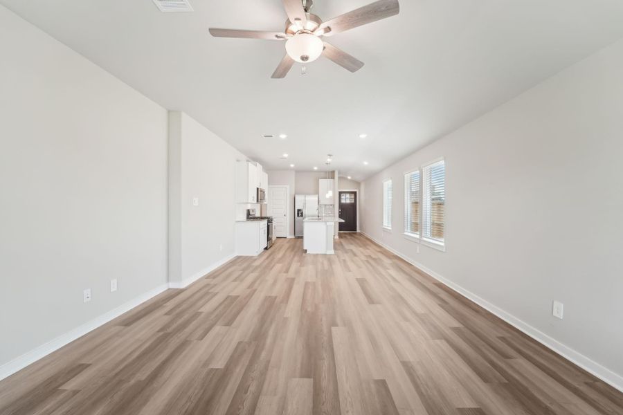 Photo is not of the actual home but is an inspirational photo of builder’s model home and may depict options, furnishings, and/or decorator features that are not included.