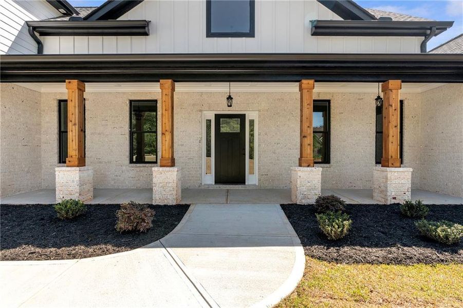Exterior details and patio area of a home in , Covington (Image 4).