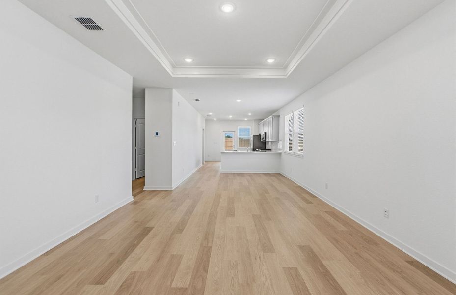 Spacious, unfurnished interior of a new home in Sunfield, Buda (Image 17). Spacious, unfurnished interior of a new home in Sunfield, Buda (Image 17).