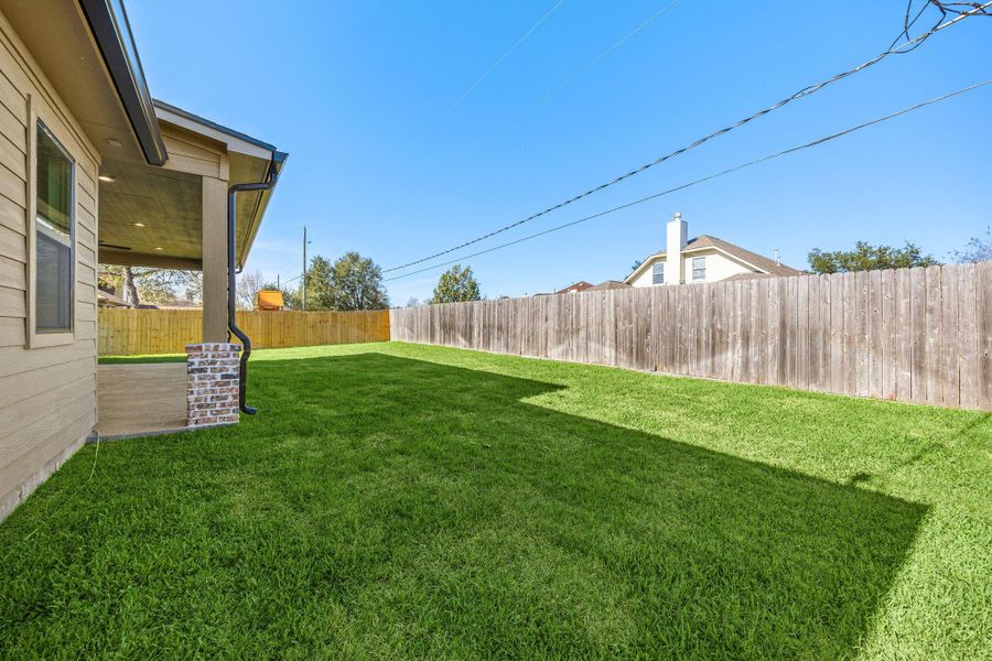 Exterior details and patio area of a home in , Tomball (Image 31).