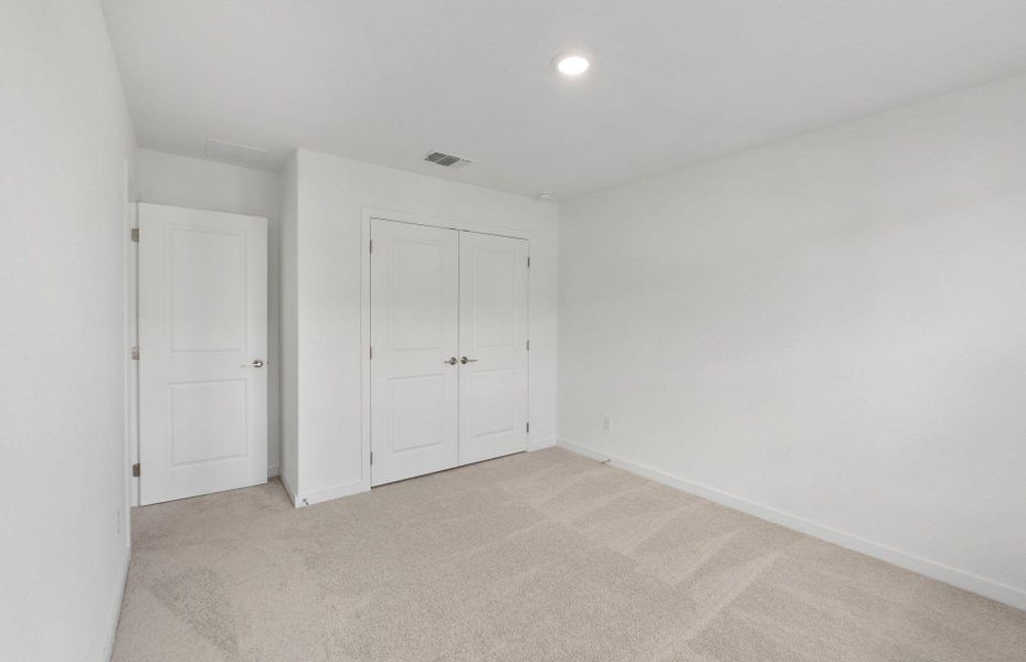 Spacious, unfurnished interior of a new home in Monarch on Main, Round Rock (Image 26).