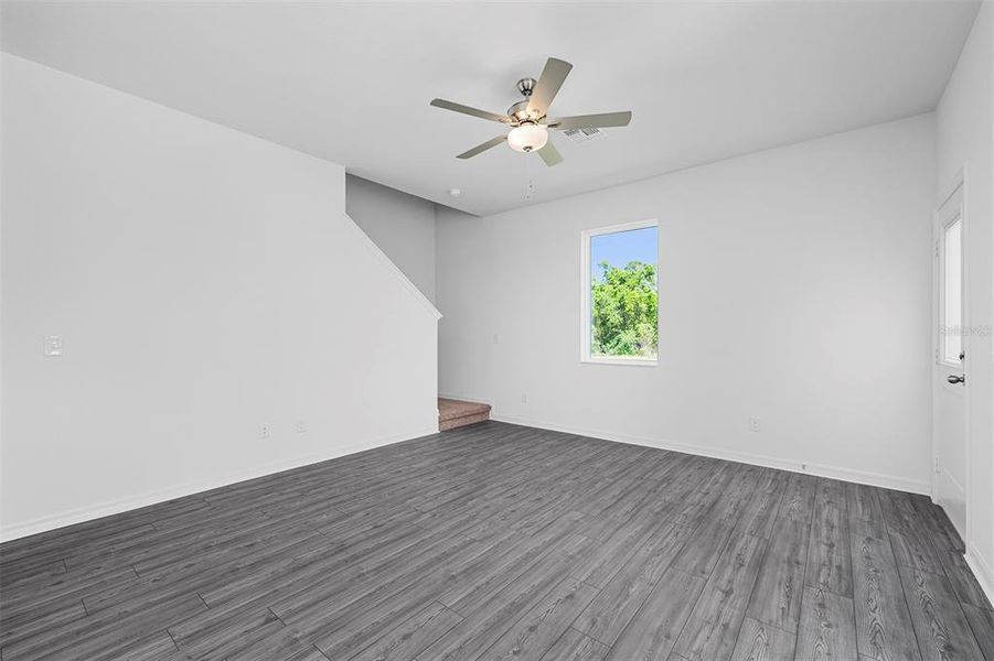 Spacious, unfurnished interior of a new home in , Poinciana (Image 10).