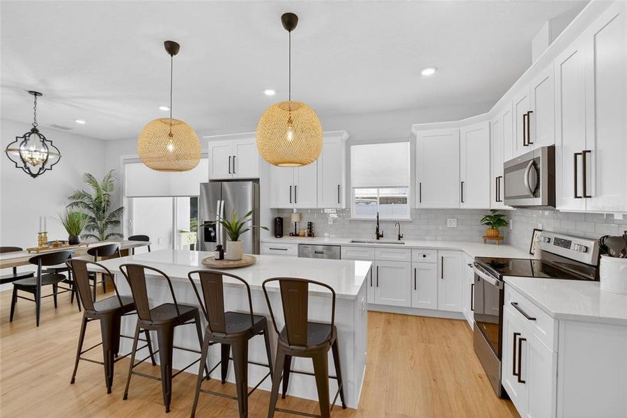 Furnished interior view inside a new home in , Plant City (Image 13).