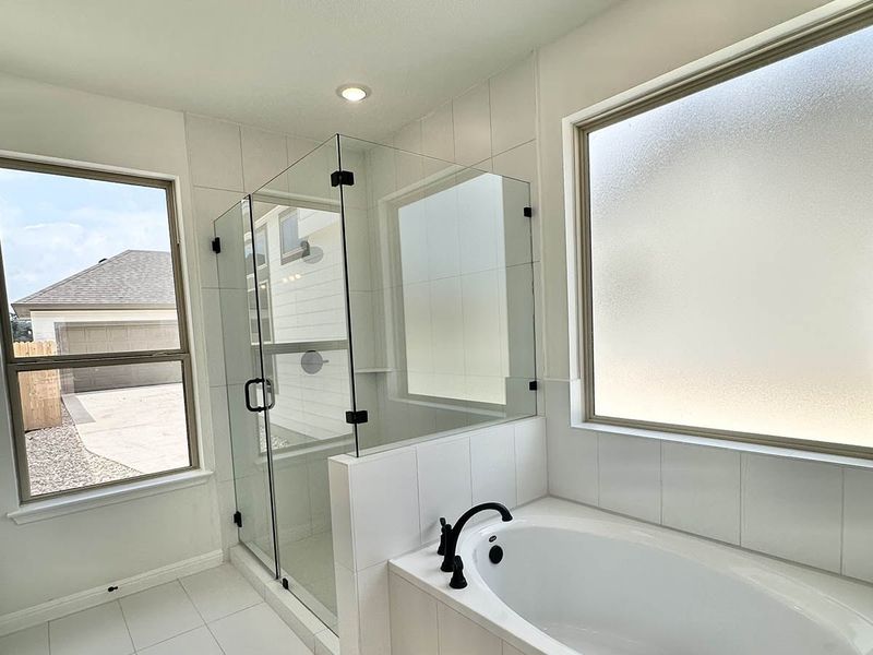 Furnished interior view inside a new home in Sage Hollow, Kyle (Image 11).