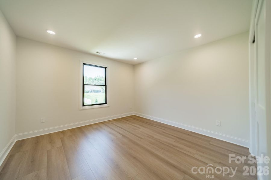 Spacious, unfurnished interior of a new home in , Wesley Chapel (Image 24). Spacious, unfurnished interior of a new home in , Wesley Chapel (Image 24).