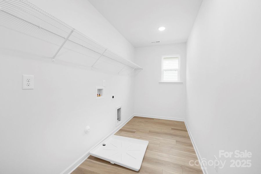 Image 31 of a home in . Image 31 of a home in .