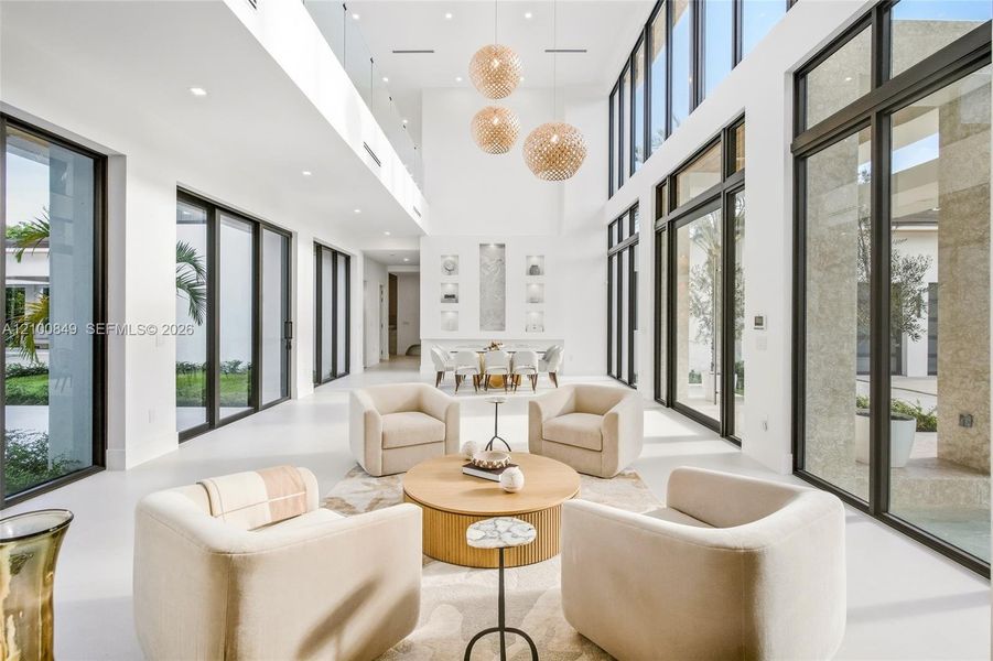 Community amenities in , Palmetto Bay (Image 52).
