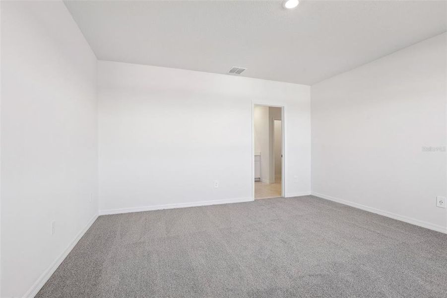 Spacious, unfurnished interior of a new home in Benton Hills - Classic Series, Brooksville (Image 41). Spacious, unfurnished interior of a new home in Benton Hills - Classic Series, Brooksville (Image 41).